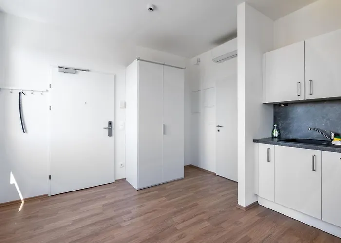 Apartmanhotel Feelgood Lakeliving Inklusive Garagenplatz Bécs